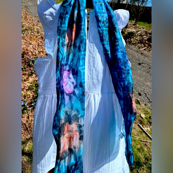 Greek designer inspired 100% silk scarf - Picture 2 of 8